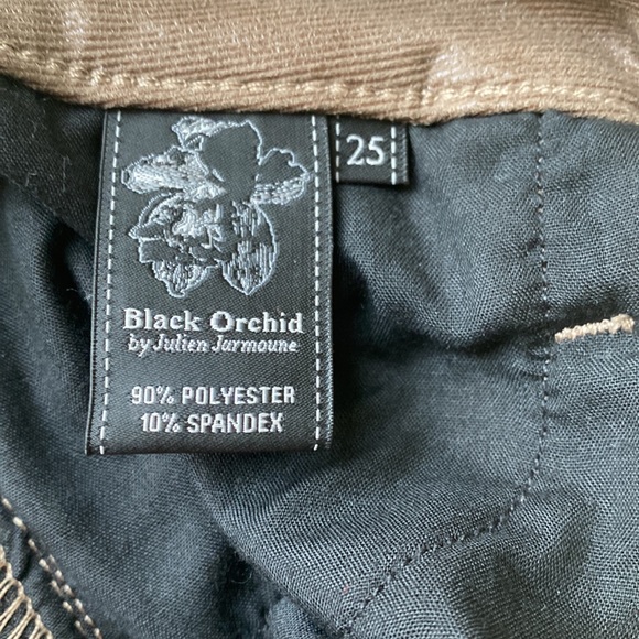 Inseam 29 med brown color with a sheen to them - Picture 2 of 4